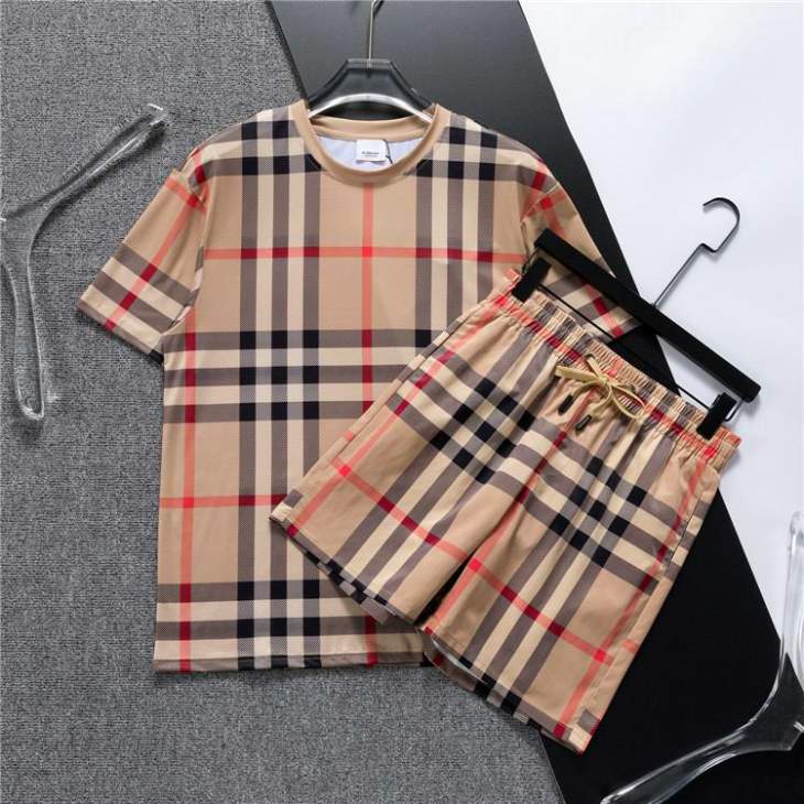 Picture of Burberry Shirt Pant Suits _SKUBurberryM-3XL3cx91112-220391